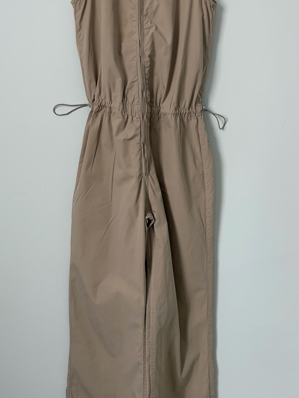 Zara Beige Ripstop Hooded
Utility Jumpsuit Full Zip Cargo
Parachute Cinch Waist